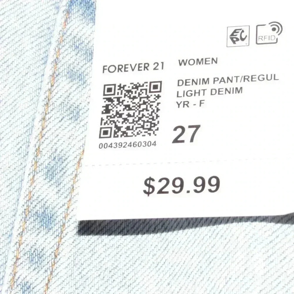 NWT FOREVER 21 High Rise Relaxed Fit Front Button Tapered Leg Jeans Size 27 - Picture 7 of 10